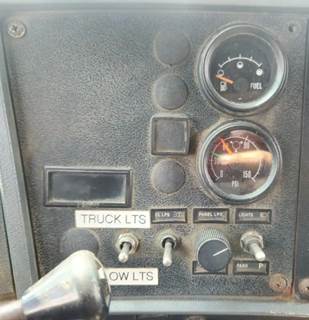 Mack DM688S Interior Part