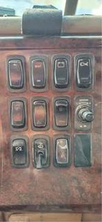 Mack Granite CV713 Interior Part for a 2007 Mack CV713 Granite