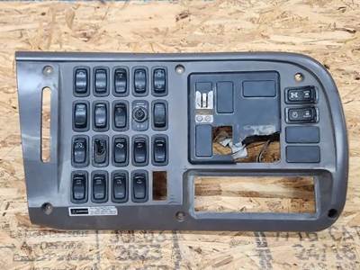 Mack Granite CV713 Interior Part for a 2005 Mack CV713 Granite