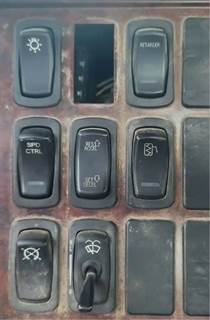 Mack Granite CV713 Interior Part for a 2007 Mack CV713 Granite