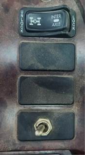 Mack Granite CV713 Interior Part for a 2007 Mack CV713 Granite