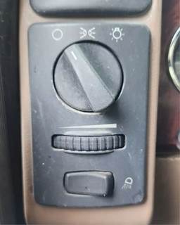 Mack Granite GU533 Interior Part for a 2018 Mack GU533