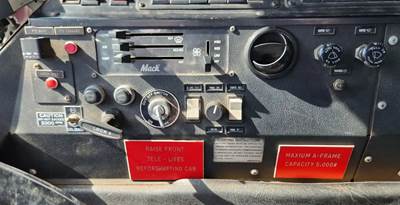 Mack MC688FC Interior Part