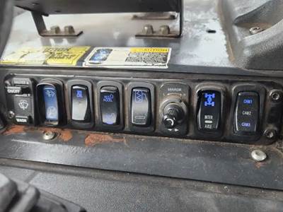 Mack MRU613 Interior Part