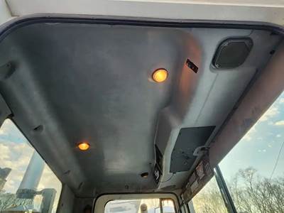 Mack MRU613 Interior Part