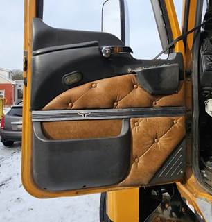 Mack Pinnacle CHU613 Interior Part for a 2013 Mack CHU613