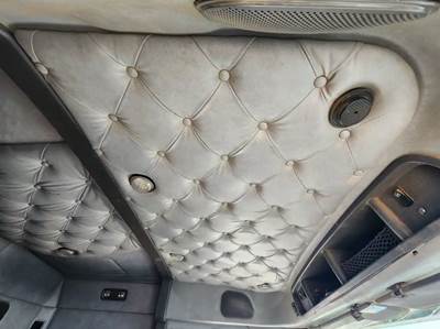 Used 2016 Mack Pinnacle CHU613 Grey Vinyl Headliner
