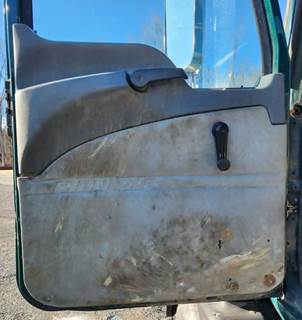 Mack Pinnacle CXU612 Interior Part for a 2009 Mack CXU612