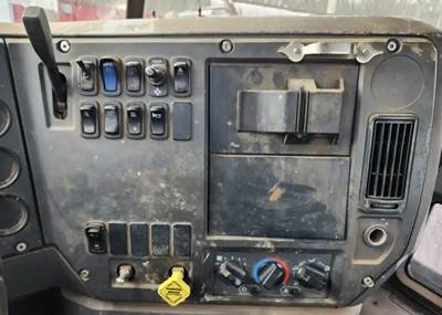 Mack Pinnacle CXU612 Interior Part for a 2009 Mack CXU612