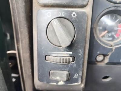 Mack Pinnacle CXU612 Interior Part for a 2009 Mack CXU612