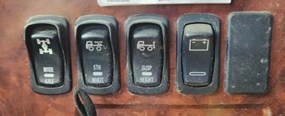 Mack Pinnacle CXU613 Interior Part for a 2016 Mack CXU613