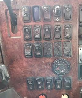 Mack Pinnacle CXU613 Interior Part for a 2014 Mack CXU613