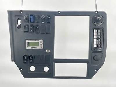 Mack Pinnacle CXU613 Interior Part for a 2013 Mack CXU613