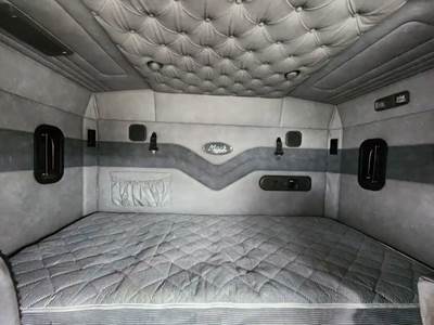 Mack Pinnacle CXU613 Interior Part for a 2013 Mack CXU613