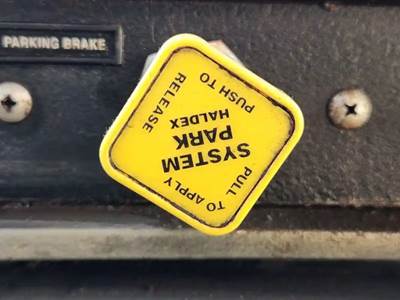 Mack RD688S Interior Part