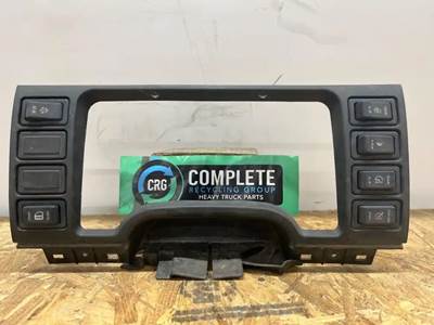 Mitsubishi FE83D Interior Part