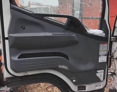 Mitsubishi FEC52S Interior Part