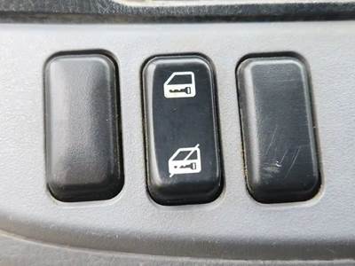 Mitsubishi FEC72W Interior Part