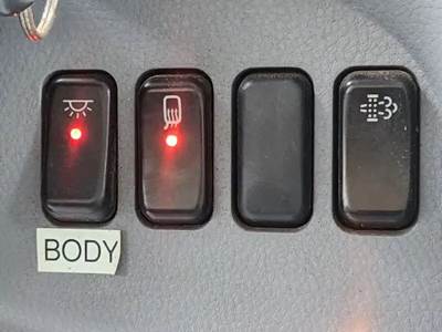 Mitsubishi FEC72W Interior Part