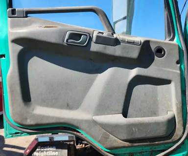 Mitsubishi FM65F Interior Part