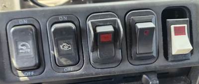 Mitsubishi FM65F Interior Part