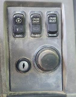 Used 2019 Peterbilt 337 Miscellaneous Dash Switches