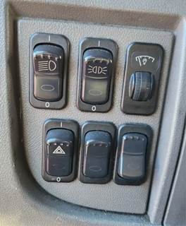 Used 2014 Peterbilt 337 Miscellaneous Dash Switches