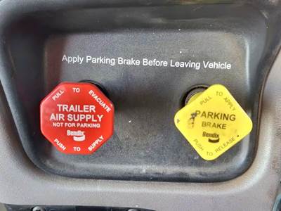 Used 2012 Peterbilt 367 Miscellaneous Dash Switches, Trailer Brake and Parking Brake