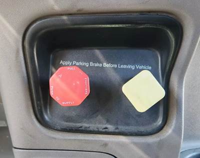 Used 2012 Peterbilt 367 Miscellaneous Dash Switches