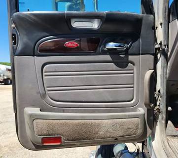Peterbilt 386 Interior Part