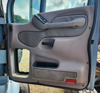 Used 2007 Peterbilt 387 Right Grey Power Interior Door Panel