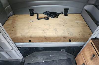 Used 2007 Peterbilt 387 Bottom Sleeper Bunk, Brown/Grey Wood