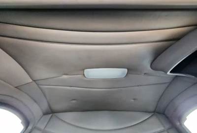 Used 2007 Peterbilt 387 Grey Vinyl Bunk Headliner