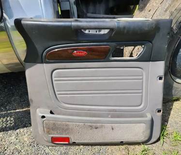 Used 2014 Peterbilt 389 Left Interior Power Door Panel, Black/Grey