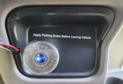Used 2014 Peterbilt 389 Miscellaneous Dash Switches - Parking Brake Control