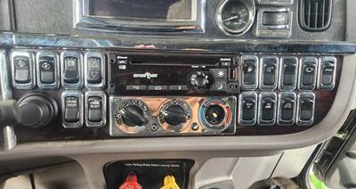Used 2020 Peterbilt 389 Miscellaneous Dash Switches