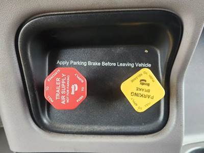 Used 2020 Peterbilt 389 Miscellaneous Dash Switches, Trailer Air Supply & Parking Brake