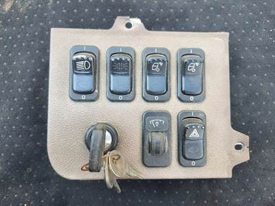 Used 2019 Peterbilt 389 Miscellaneous Dash Switches