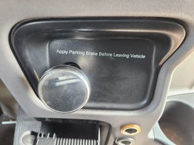 Used 2019 Peterbilt 389 Miscellaneous Dash Switches, Parking Brake Control