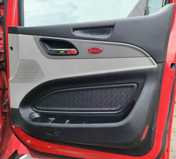 Peterbilt 579 Interior Part