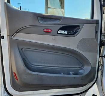 Peterbilt 579 Interior Part
