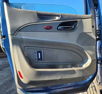 Peterbilt 579 Interior Part