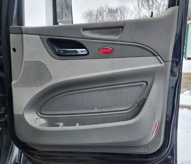 Peterbilt 579 Interior Part