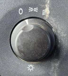 Used 2022 Peterbilt 579 Miscellaneous Dash Switches