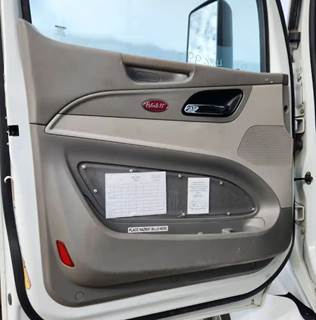 Used 2018 Peterbilt 579 Left Interior Door Panel, Grey, Power