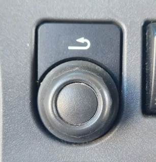 Used 2020 Peterbilt 579 Miscellaneous Dash Switches Control Panel