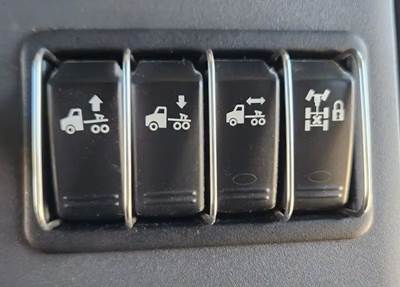 Used 2020 Peterbilt 579 Miscellaneous Dash Switches