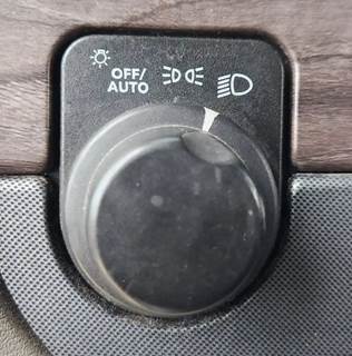Used 2023 Peterbilt 579 Miscellaneous Dash Switches