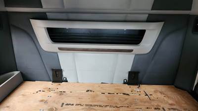 Used 2023 Peterbilt 579 Headliner Bunk, Grey and Black Vinyl