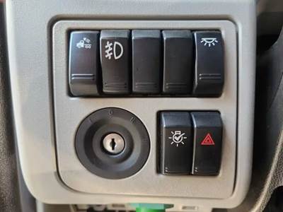 Used 2020 Peterbilt 579 Miscellaneous Dash Switches